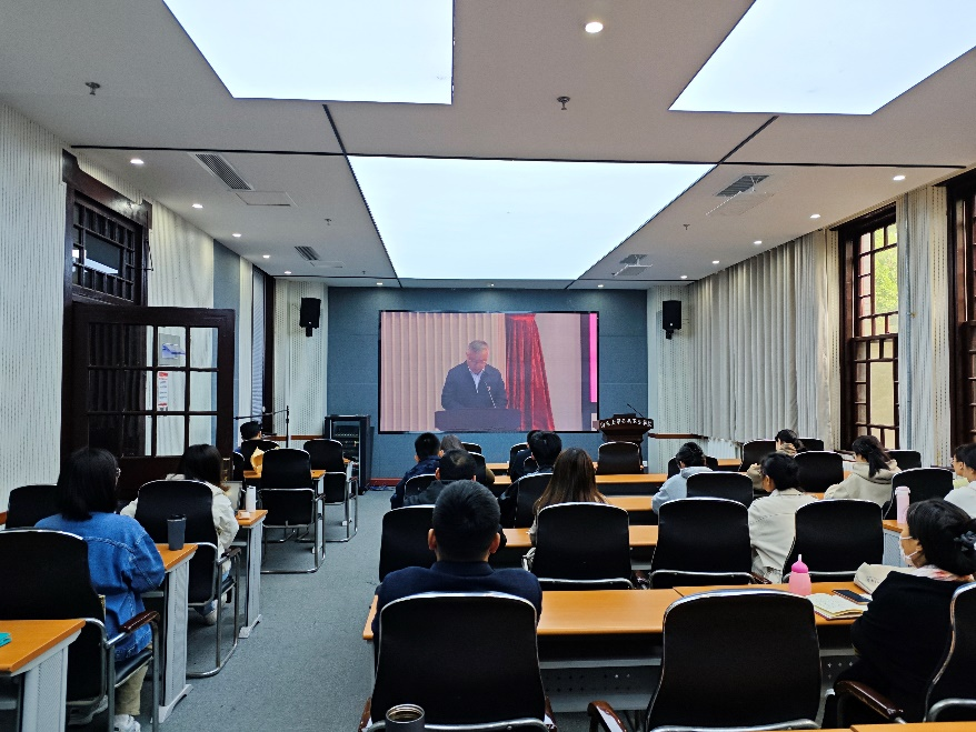 4008云顶集团组织参加党纪学习教育专题辅导报告会